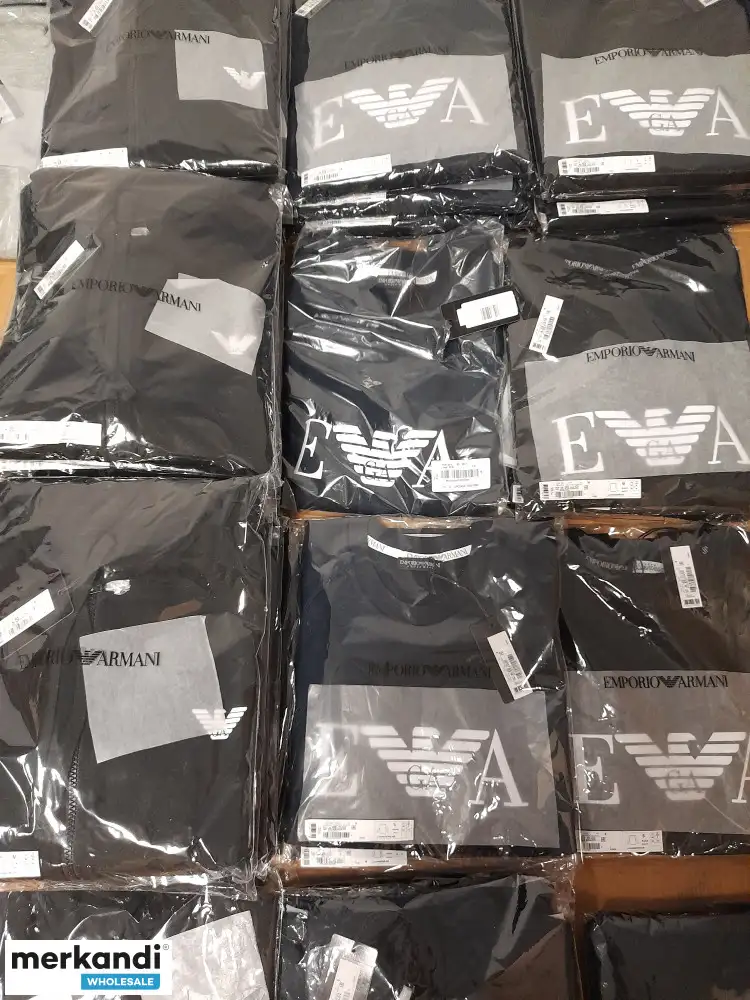 Sudaderas y pantalones de chándal para hombre Emporio Armani