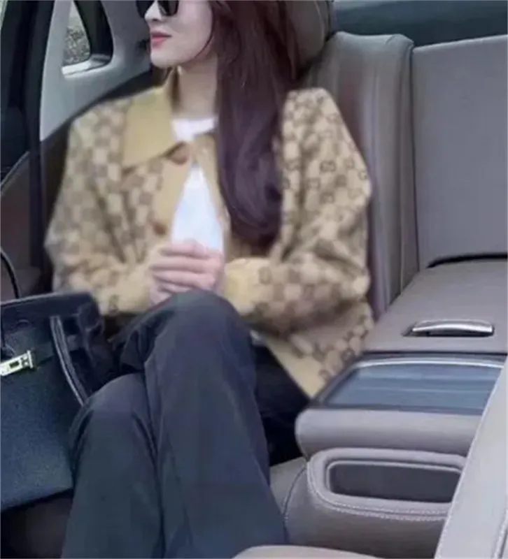 Sweaters Women Sweaters Autumn Winter Jackets Cardigans Knits Catón suelto Carta de abrigo Camas impresas Damas espesas de chaqu