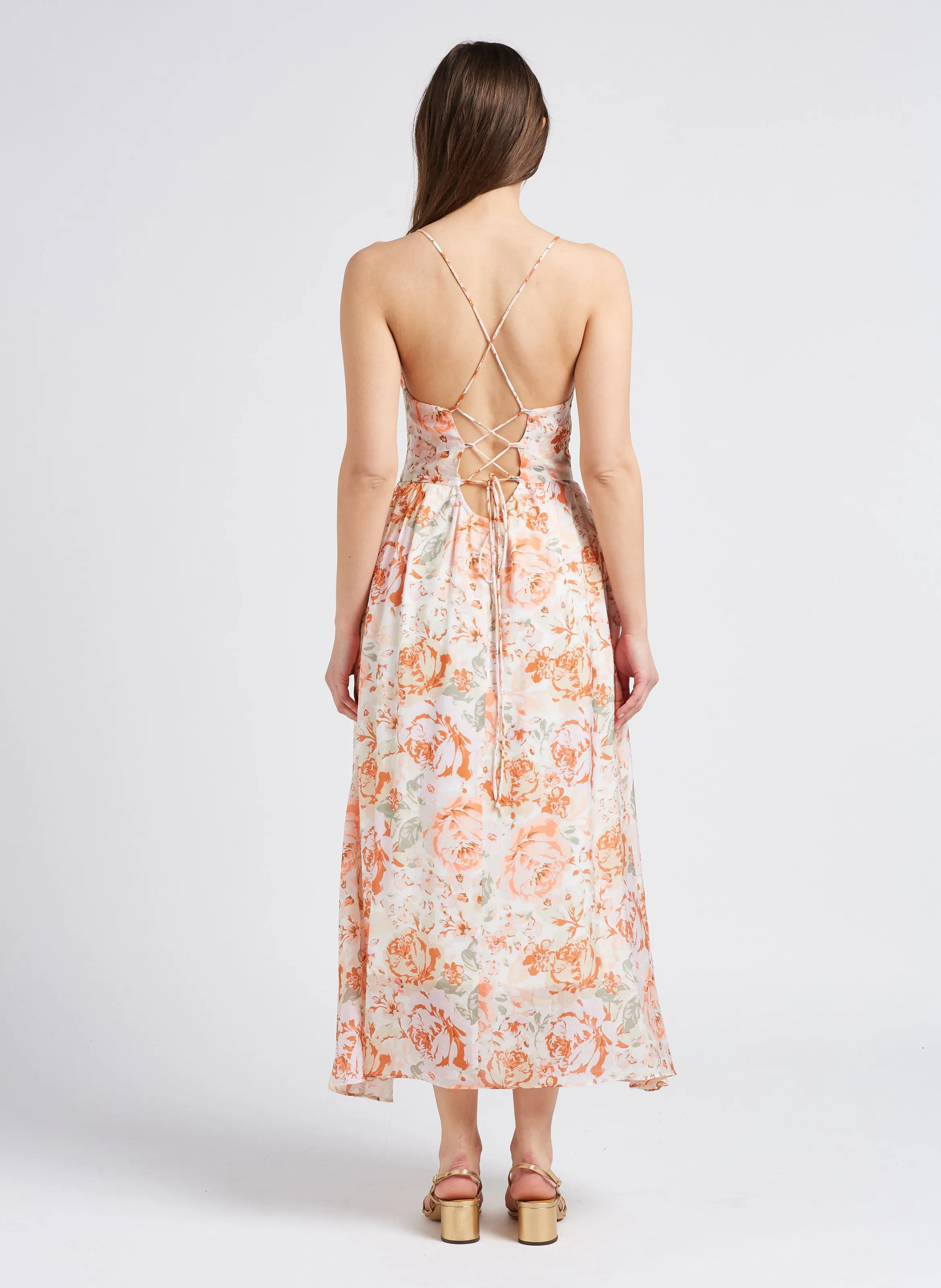 THE KORNER Vestido largo ajustado estampado en blanco