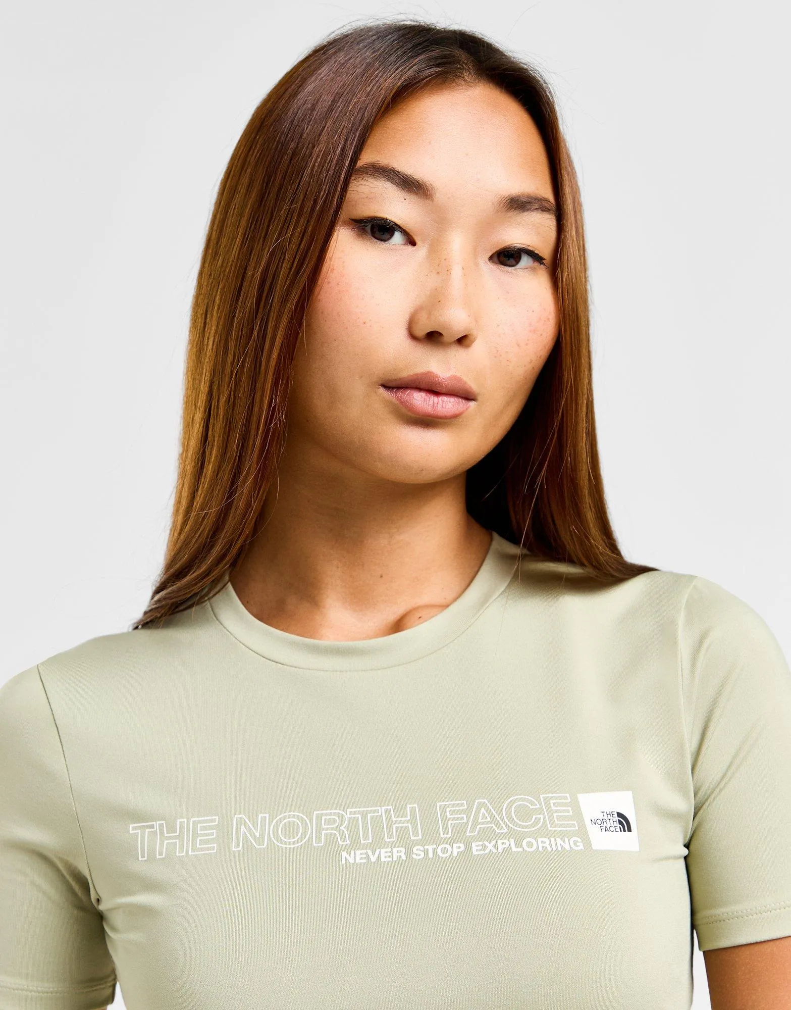 The North Face Camiseta Outline Logo Slim Crop