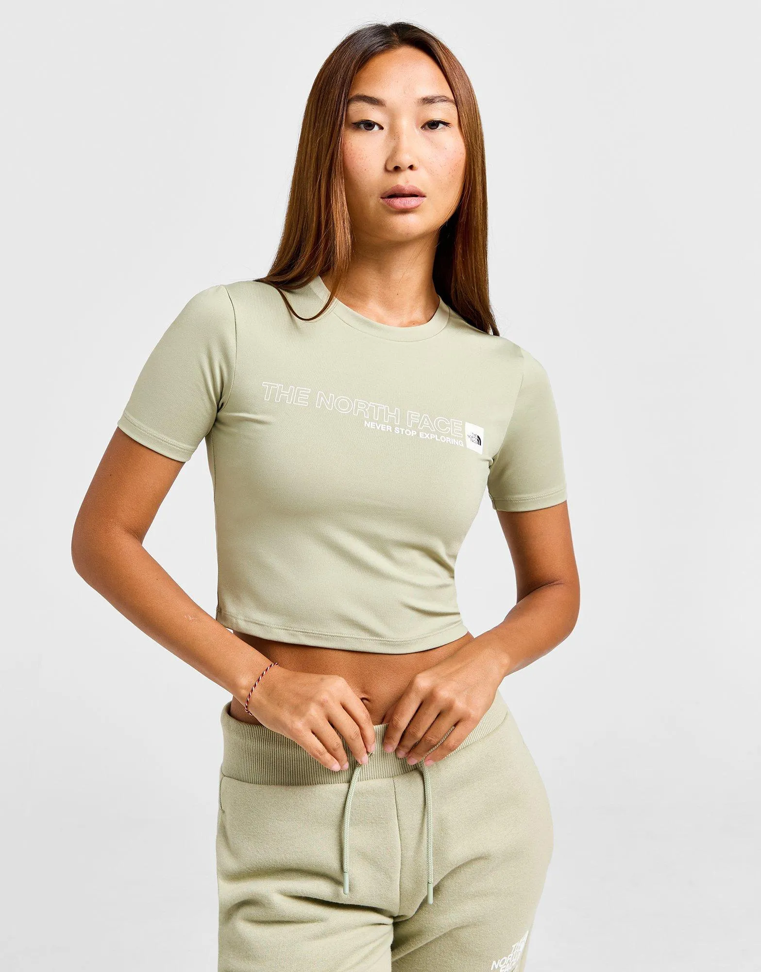 The North Face Camiseta Outline Logo Slim Crop
