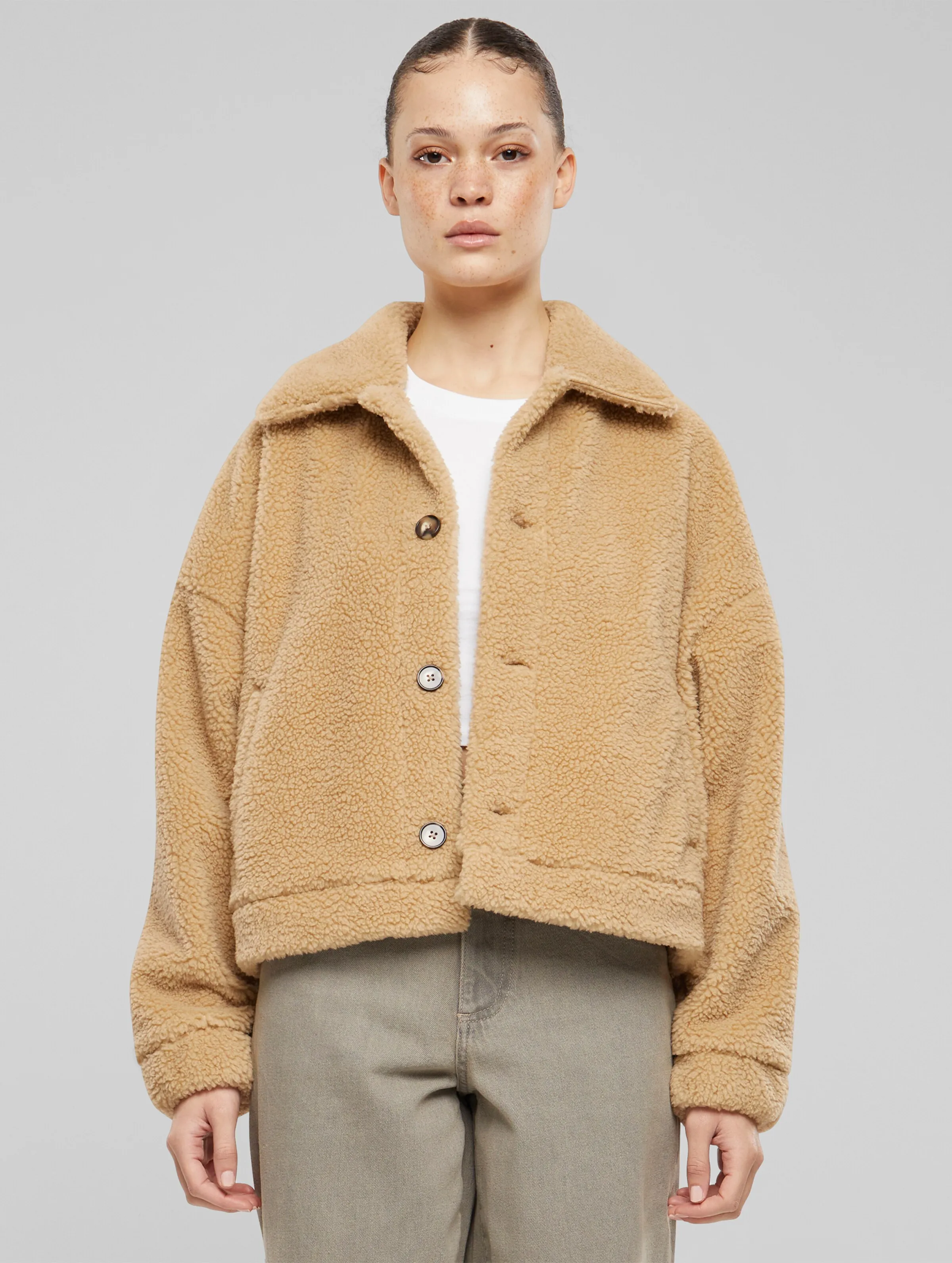 Urban Classics Urban Classics Ladies Short Sherpa Button Winterjacken