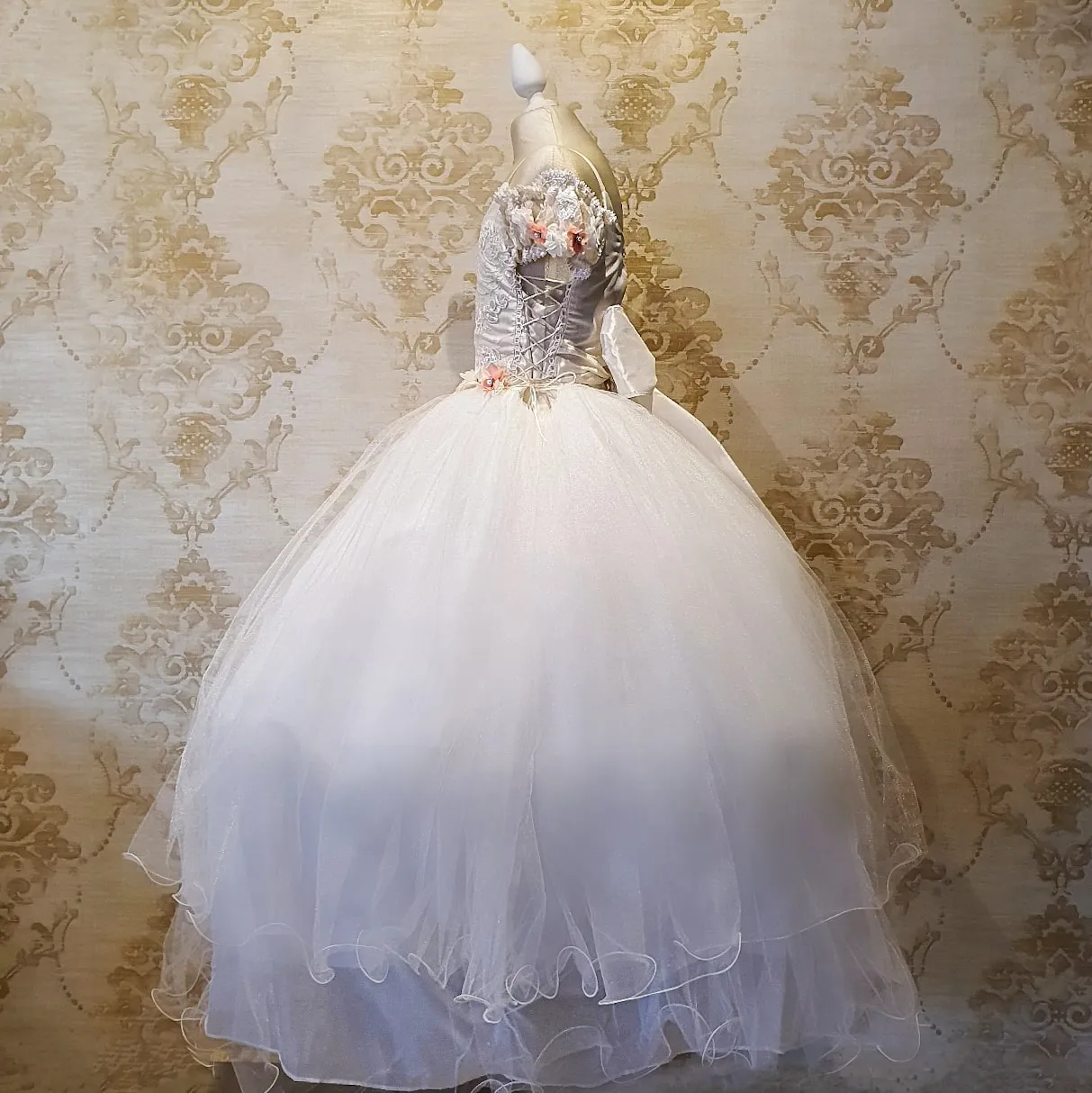 Vestido de Niña Fiesta Ivory con Flores Primera Comunión Tallas 14 a 16 Años