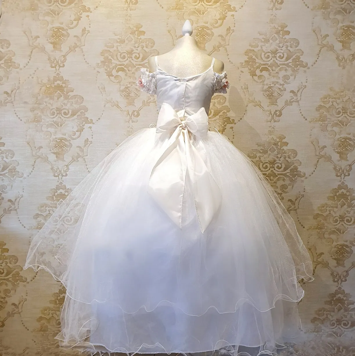 Vestido de Niña Fiesta Ivory con Flores Primera Comunión Tallas 14 a 16 Años