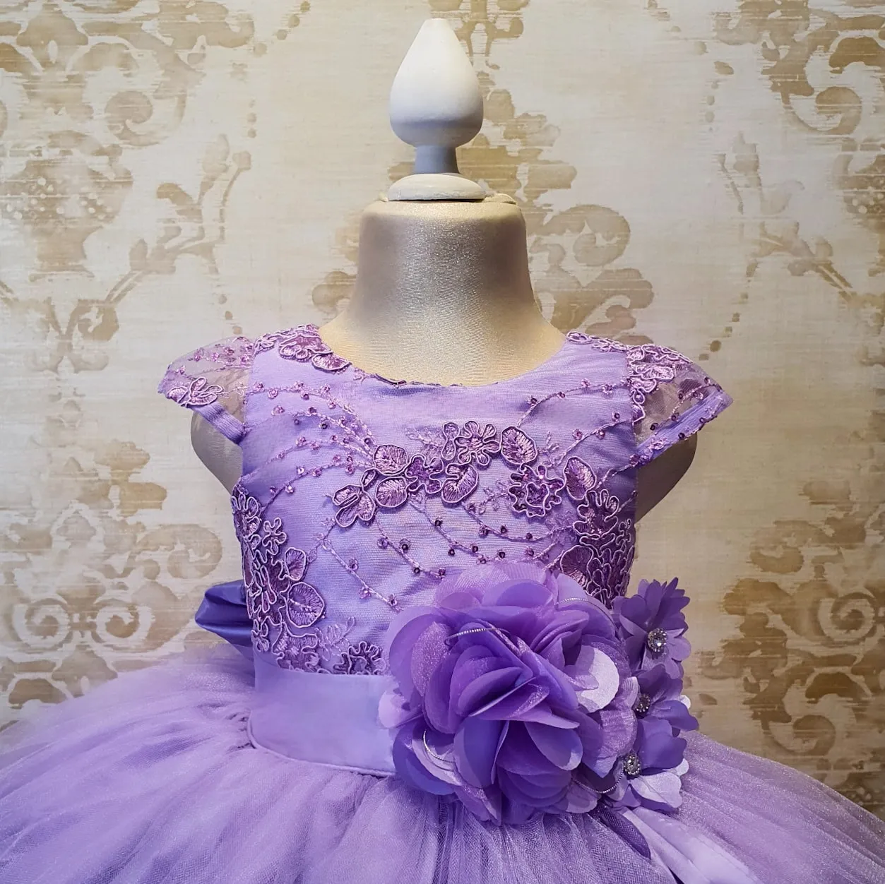 Vestido de Niña Fiesta Lila con Listón en Falda Talla 2 a 8 años
