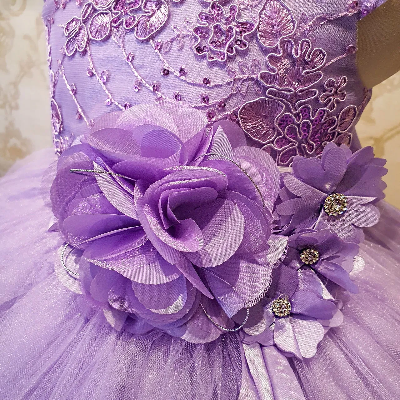 Vestido de Niña Fiesta Lila con Listón en Falda Talla 2 a 8 años