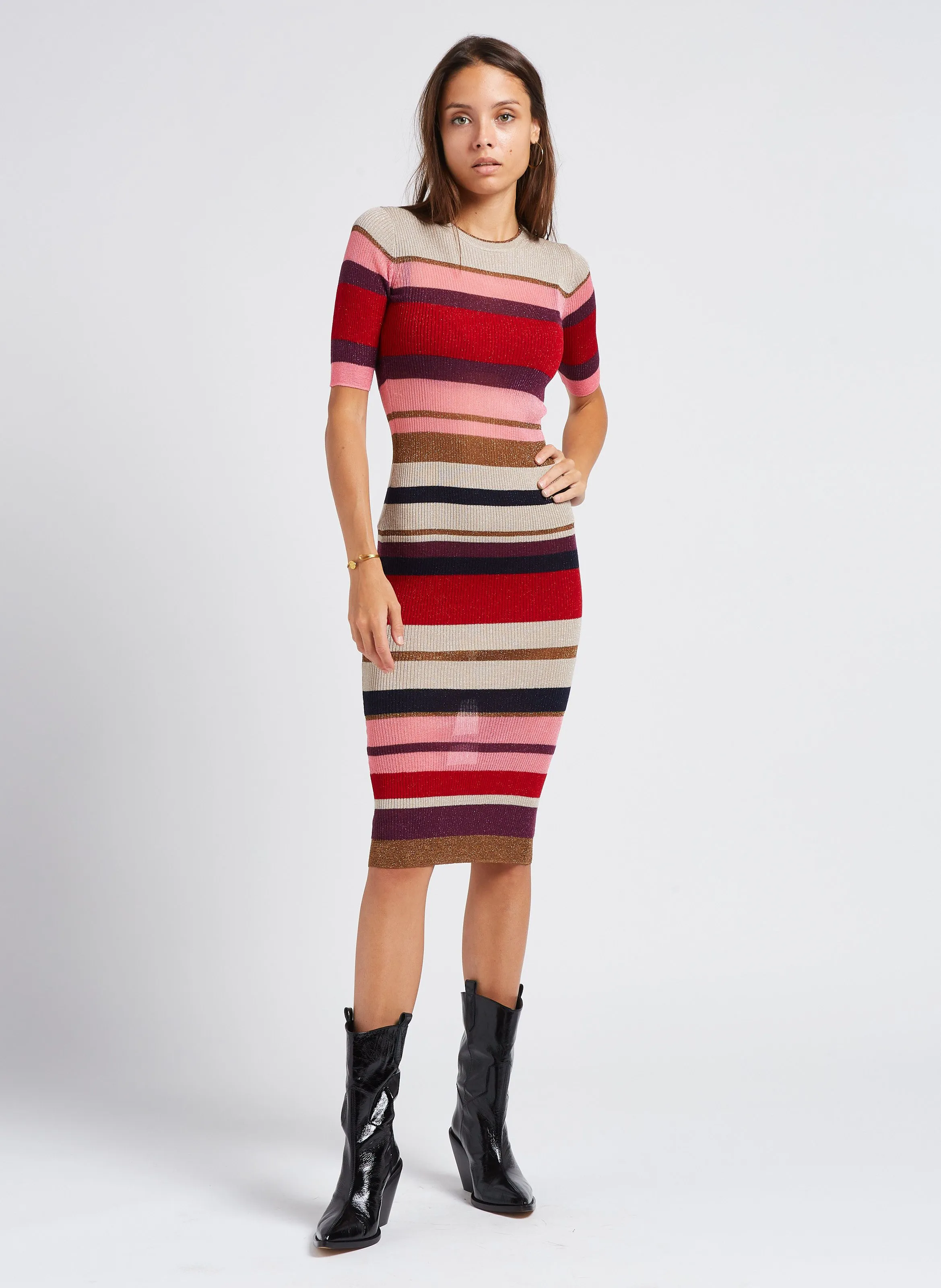 Vestido midi de lana a rayas con cuello redondo en multicolor