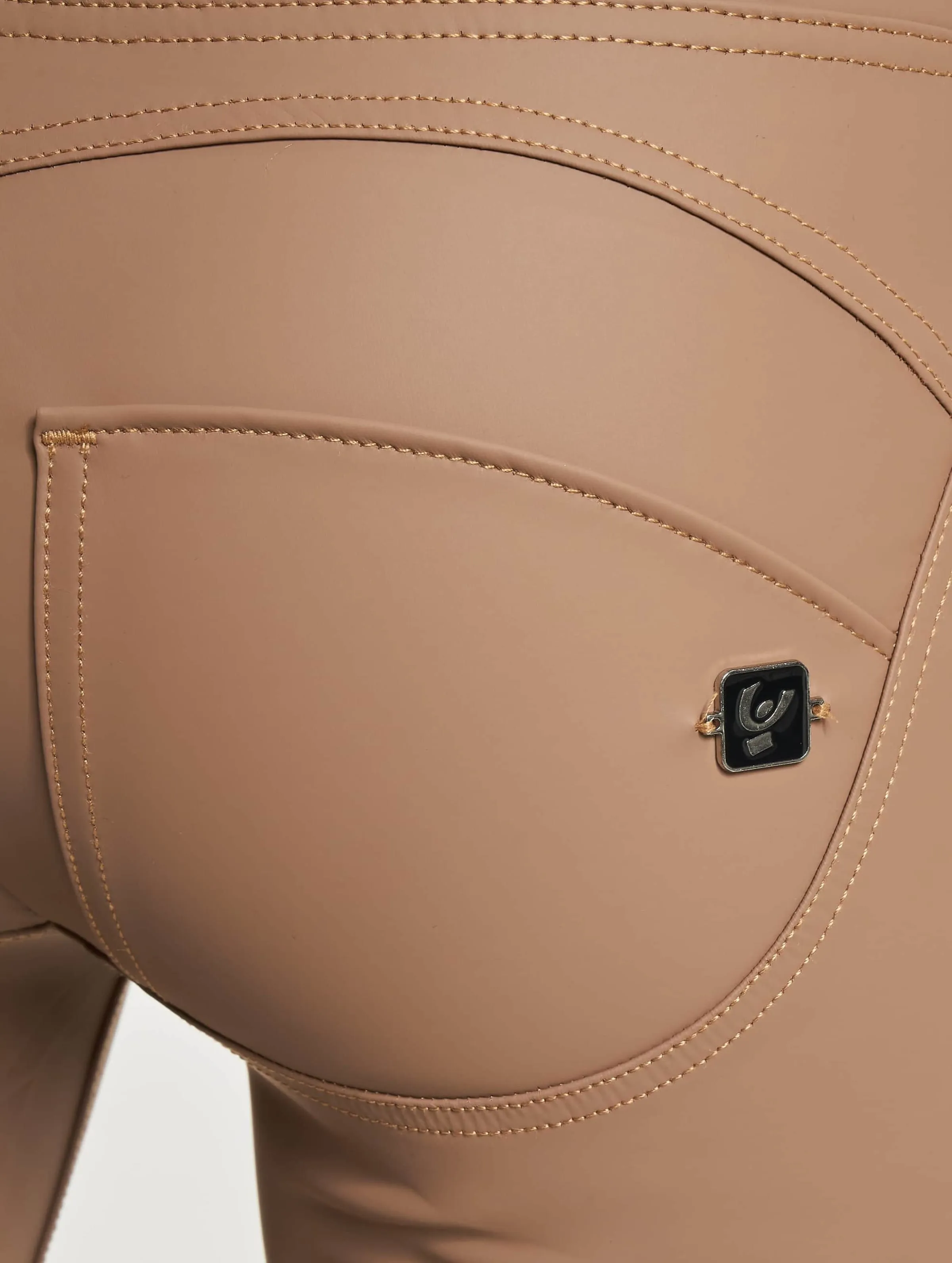 WRUP Vegan Leather Damen Push Up High Waist Cropped Wide Leg 