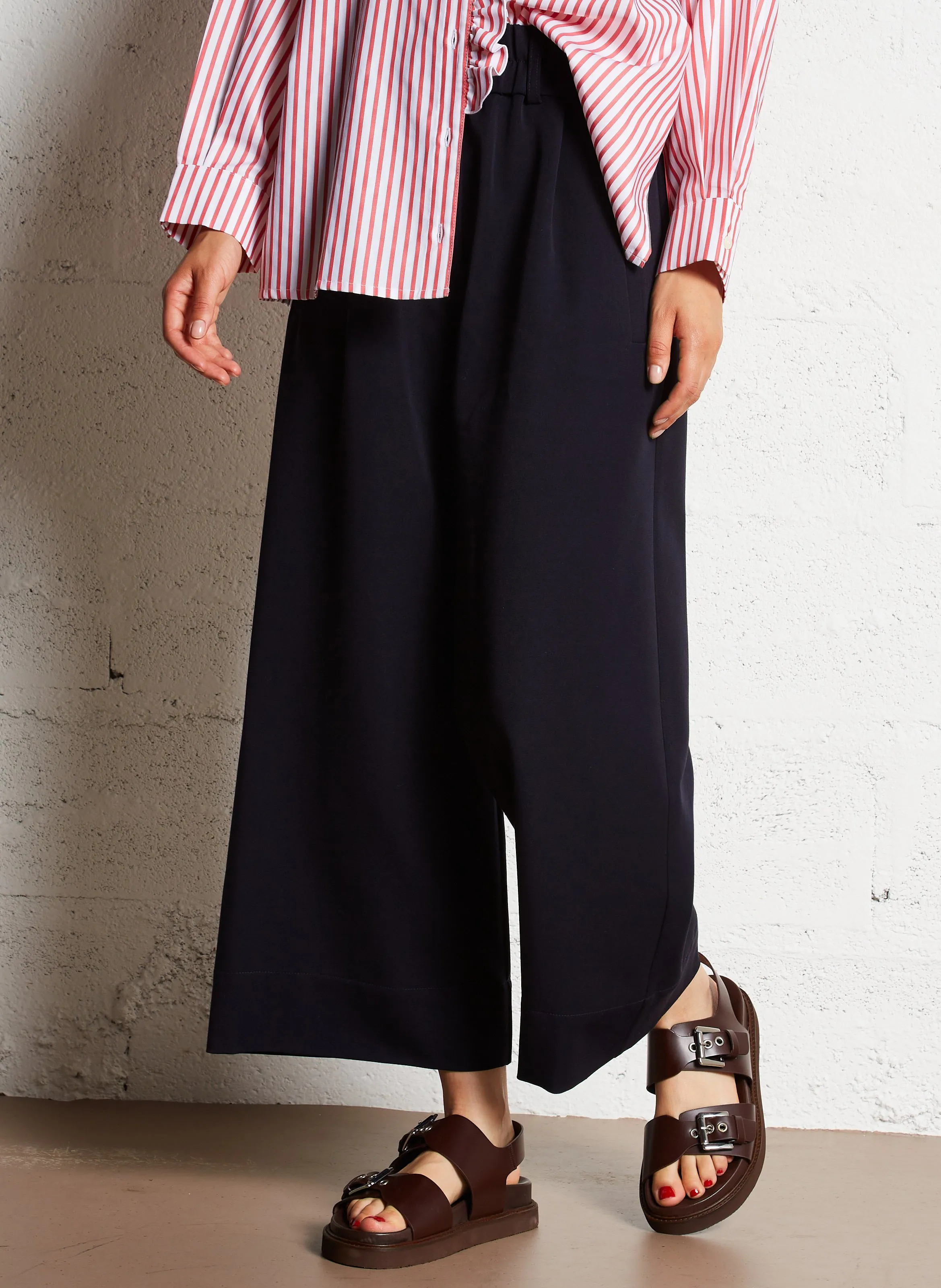 YUMI  PANTALóN ANCHO EN AZUL