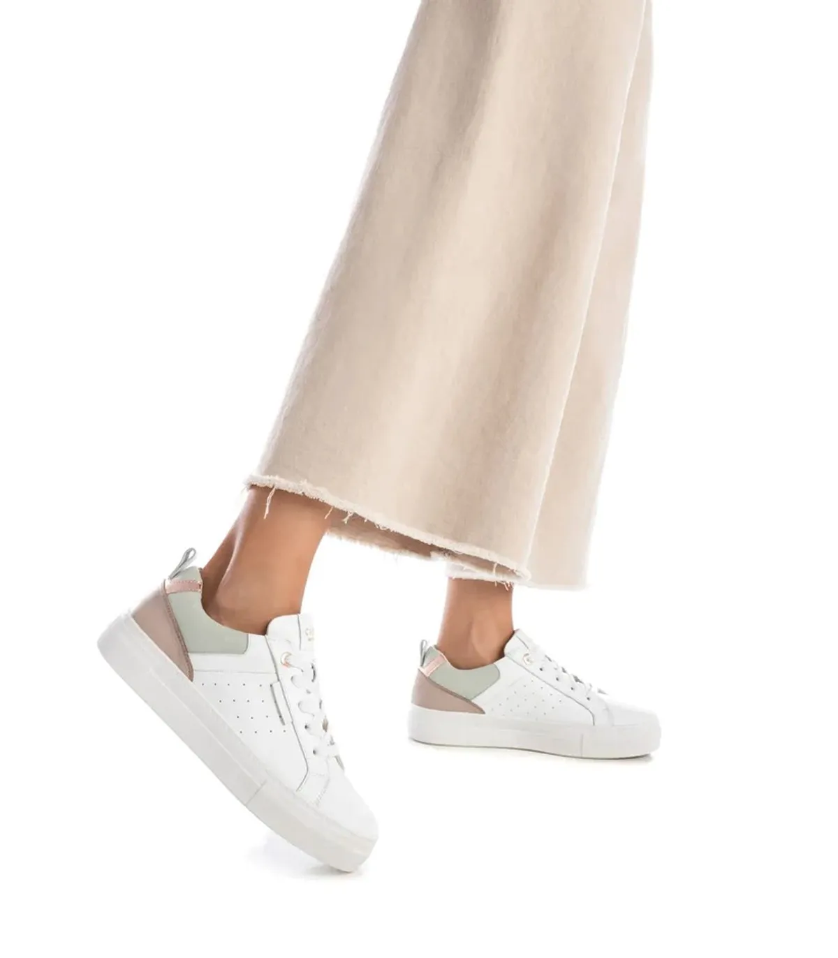 ZAPATILLA DE MUJER CARMELA 16133302 BEIGE AQUA
