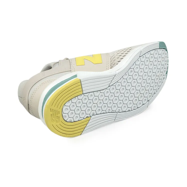 Zapatilla New Balance 247 FE Mujer Beige 