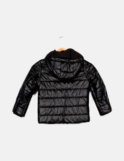 Zara Abrigo negro acolchado polipiel