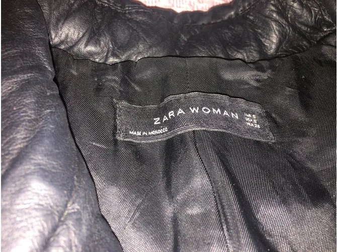 Zara Capa, Ropa de calle Negro 